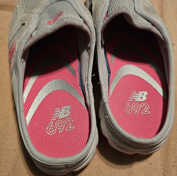 New Balance 692 - Picture 5 of 7